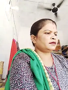 Snapshot of Bhavna_hot chatting on 09/19/25, 07:32 Bhavna hot online show from 09/19/25, 07:32