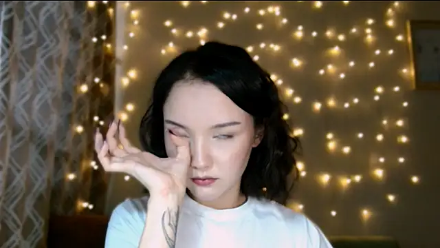 Snapshot of DemiWildcat chatting on 09/15/25, 11:43 DemiWildcat online show from 09/15/25, 11:43