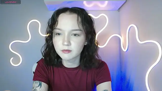 Snapshot of DemiWildcat chatting on 10/25/25, 10:01 DemiWildcat online show from 10/25/25, 10:01