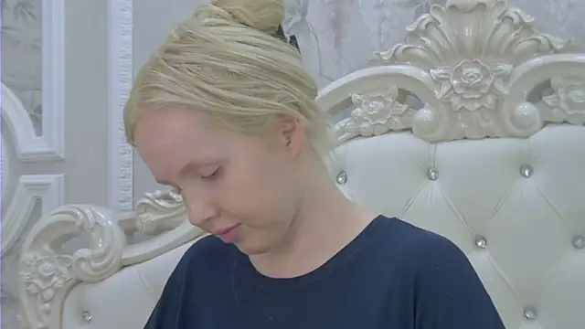EllieFrosty  online show from 05/02/26, 02:22