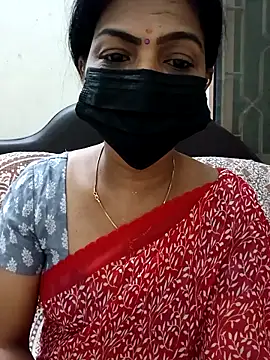Snapshot of Rithya27 chatting on 02/12/26, 04:57 Rithya27 online show from 02/12/26, 04:57