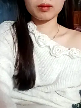 Snapshot of BeMeo003 chatting on 12/15/25, 07:12 BeMeo003 online show from 12/15/25, 07:12