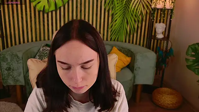 MonikaCarter online show from 09/21/25, 10:28