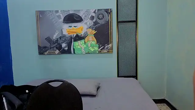 Snapshot of DylanGuss chatting on 11/25/25, 11:43 DylanGuss online show from 11/25/25, 11:43