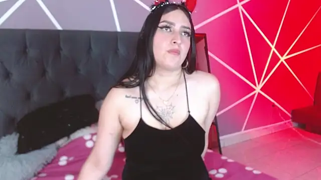 Chloe1126  online show from 10/13/25, 02:50