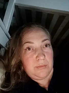 Kiss Eva online show from 09/12/25, 10:21