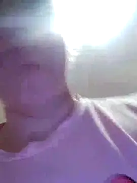 Kiss Eva online show from 10/15/25, 05:02