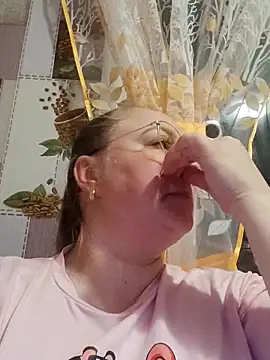 Kiss Eva online show from 10/16/25, 04:30