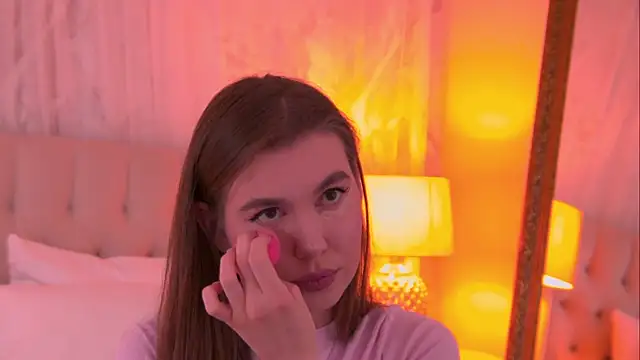 AshleyEvance online show from 06/07/26, 06:39