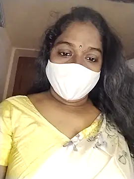 Snapshot of Megha_21 chatting on 10/31/25, 05:19 Megha 21 online show from 10/31/25, 05:19