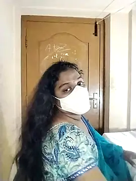 Snapshot of Megha_21 chatting on 11/06/25, 06:25 Megha 21 online show from 11/06/25, 06:25