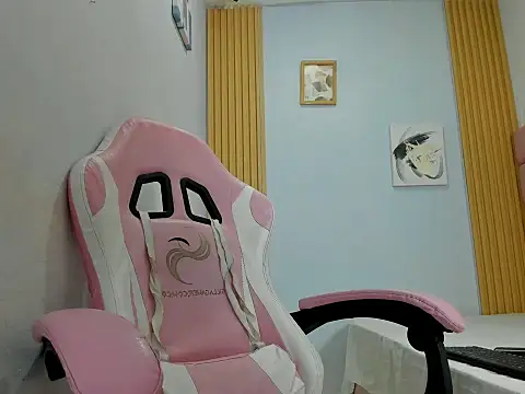 adri sexboy229 online show from 10/25/25, 07:05