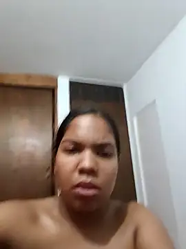 CloeeHills  online show from 10/18/25, 06:52