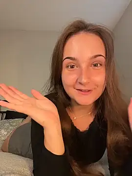 MadilynX777 online show from 10/14/25, 10:54