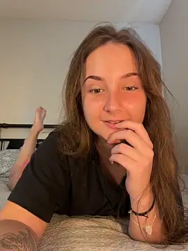 MadilynX777 online show from 10/16/25, 09:05