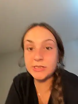 MadilynX777 online show from 10/22/25, 09:58