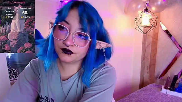 Lilith curvy online show from 09/19/25, 07:25