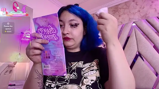 Lilith curvy online show from 10/13/25, 08:20