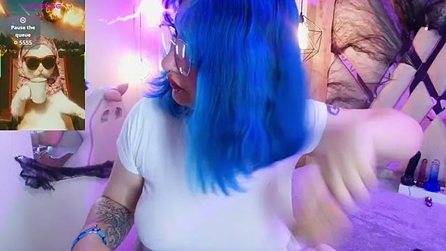 Lilith curvy online show from 11/04/25, 07:13