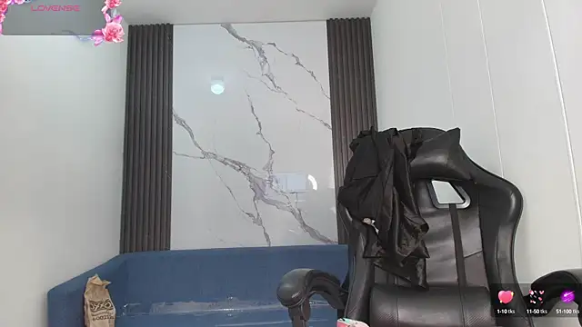 ShaunaDream online show from 10/16/25, 05:08