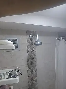 Snapshot of VioletxBloom chatting on 12/05/25, 07:10 VioletxBloom online show from 12/05/25, 07:10