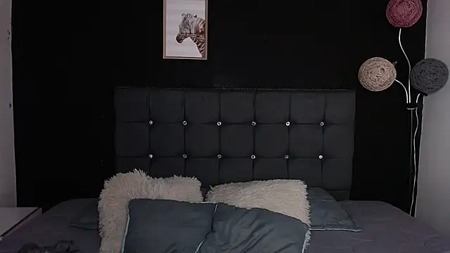 nicolee 8 online show from 11/08/25, 02:28