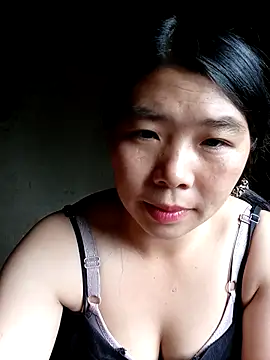 quynhkoolbae online show from 10/08/25, 01:03