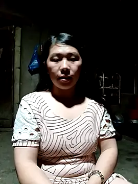 quynhkoolbae online show from 10/10/25, 01:10