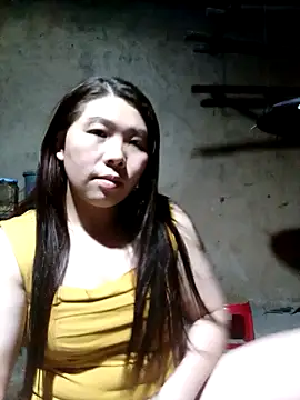 quynhkoolbae online show from 11/11/25, 01:44