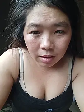 quynhkoolbae online show from 07/23/26, 02:53