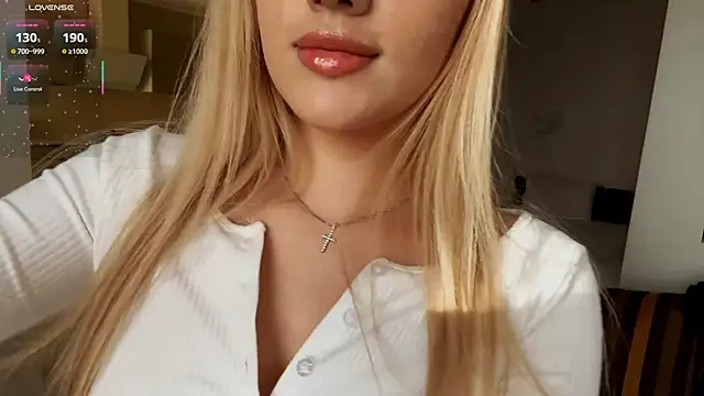 Snapshot of DestinyTurner chatting on 11/23/25, 07:08 DestinyTurner online show from 11/23/25, 07:08