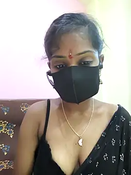 mounika26 online show from 09/24/25, 09:01