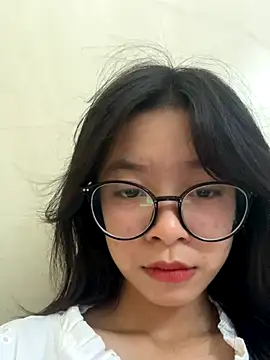 mau123   online show from 09/11/25, 06:02