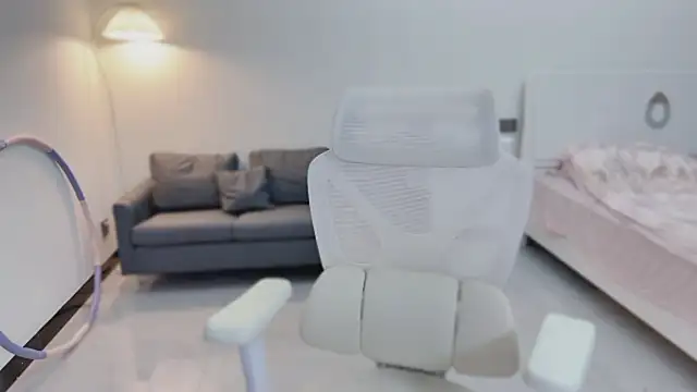 Maymay  online show from 09/21/25, 11:45