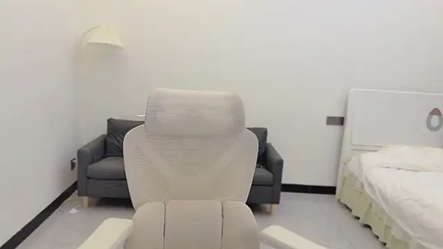 Maymay  online show from 11/10/25, 11:04