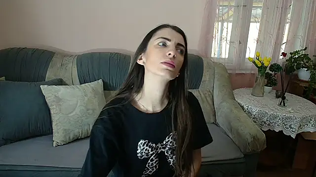 Snapshot of Ella_Myst chatting on 10/27/25, 10:41 Ella Myst online show from 10/27/25, 10:41