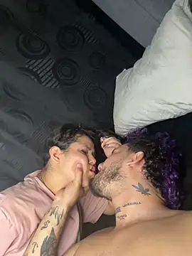 sofi and curlers669 online show from 11/04/25, 03:05