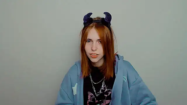 Snapshot of GuessMe___ chatting on 10/10/25, 09:14 GuessMe online show from 10/10/25, 09:14