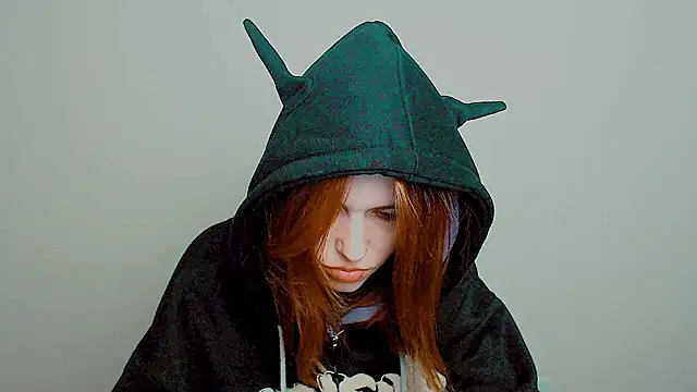 Snapshot of GuessMe___ chatting on 11/03/25, 09:48 GuessMe online show from 11/03/25, 09:48