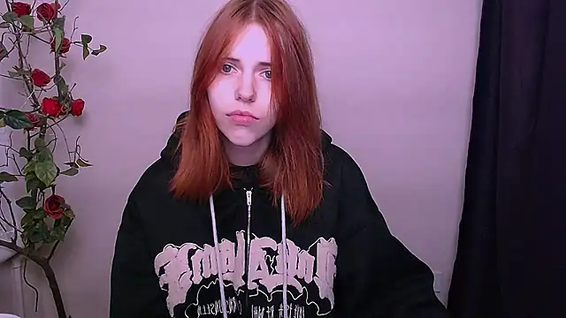 Snapshot of GuessMe___ chatting on 11/12/25, 11:58 GuessMe online show from 11/12/25, 11:58