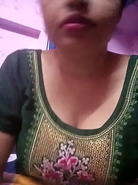 Snapshot of TINASONI chatting on 09/20/25, 03:02 TINASONI online show from 09/20/25, 03:02