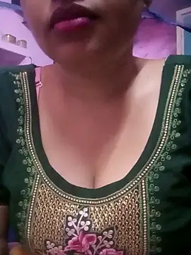 Snapshot of TINASONI chatting on 09/27/25, 01:27 TINASONI online show from 09/27/25, 01:27