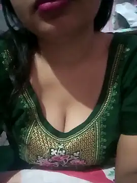 Snapshot of TINASONI chatting on 09/28/25, 01:33 TINASONI online show from 09/28/25, 01:33