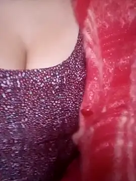 Snapshot of TINASONI chatting on 11/25/25, 03:06 TINASONI online show from 11/25/25, 03:06