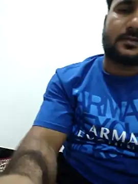Snapshot of VijayLover69 chatting on 06/12/26, 04:28 VijayLover69 online show from 06/12/26, 04:28
