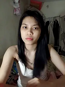 Snapshot of Katanh chatting on 11/02/25, 12:29 Katanh online show from 11/02/25, 12:29
