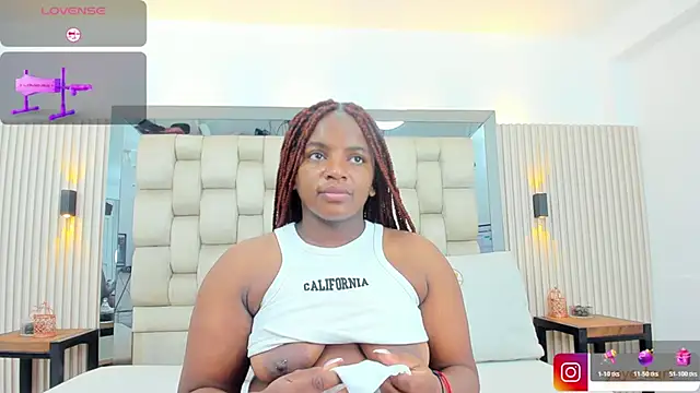 Snapshot of nahomye_teylor chatting on 10/27/25, 02:59 nahomye teylor online show from 10/27/25, 02:59