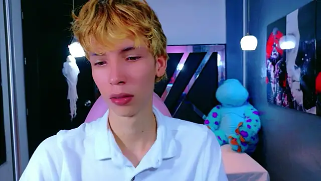 park jimin1 online show from 11/04/25, 12:04