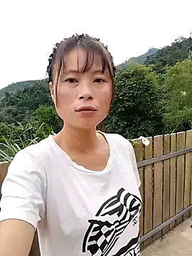 linda bae00 online show from 10/06/25, 01:47