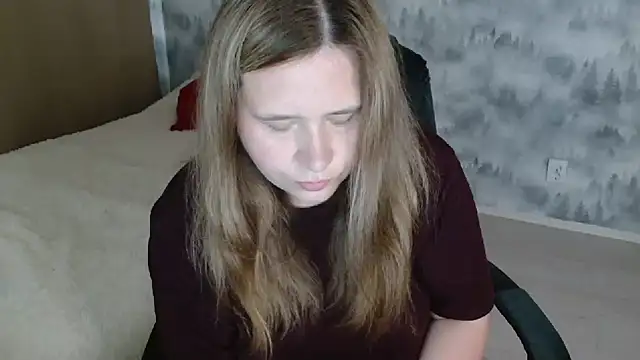 AdelinaLawson online show from 07/07/26, 08:51